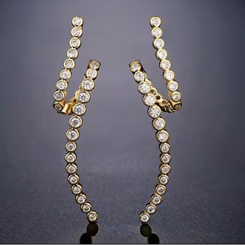 Baroque Diamond Celebrity Gold Earrings - Picture 7 of 8